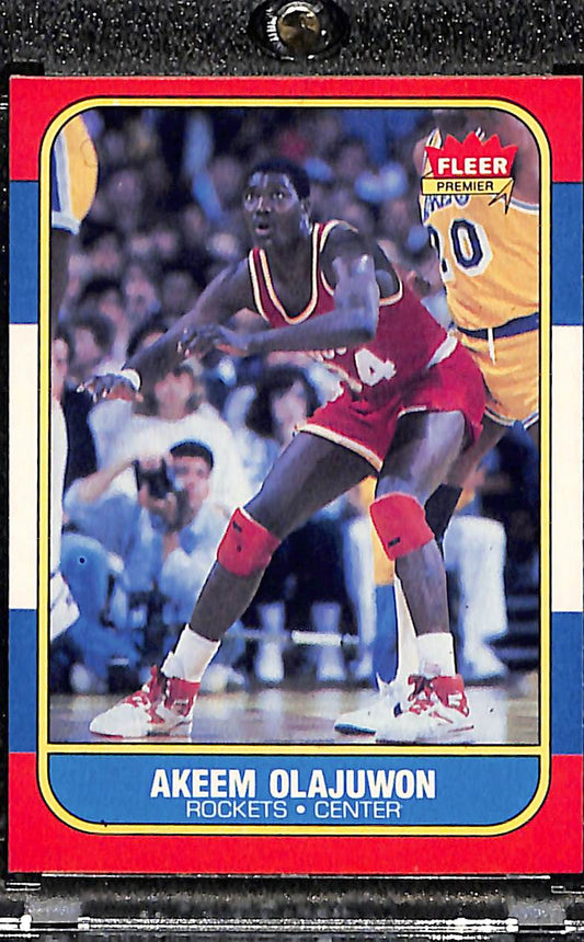 1986 Fleer Akeem Olajuwon #82